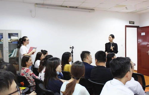 以禮儀為服務(wù)添翼，塑造卓越職場形象
