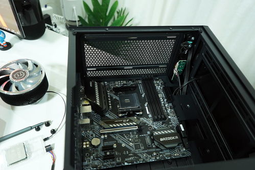 被朋友拉著裝電腦，這一臺算性能游戲主機嗎？